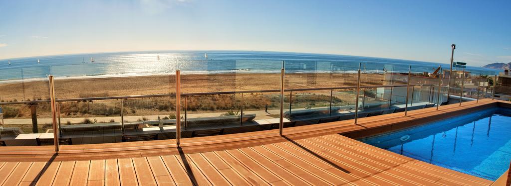 Apartaments Maritim Castelldefels Exteriör bild